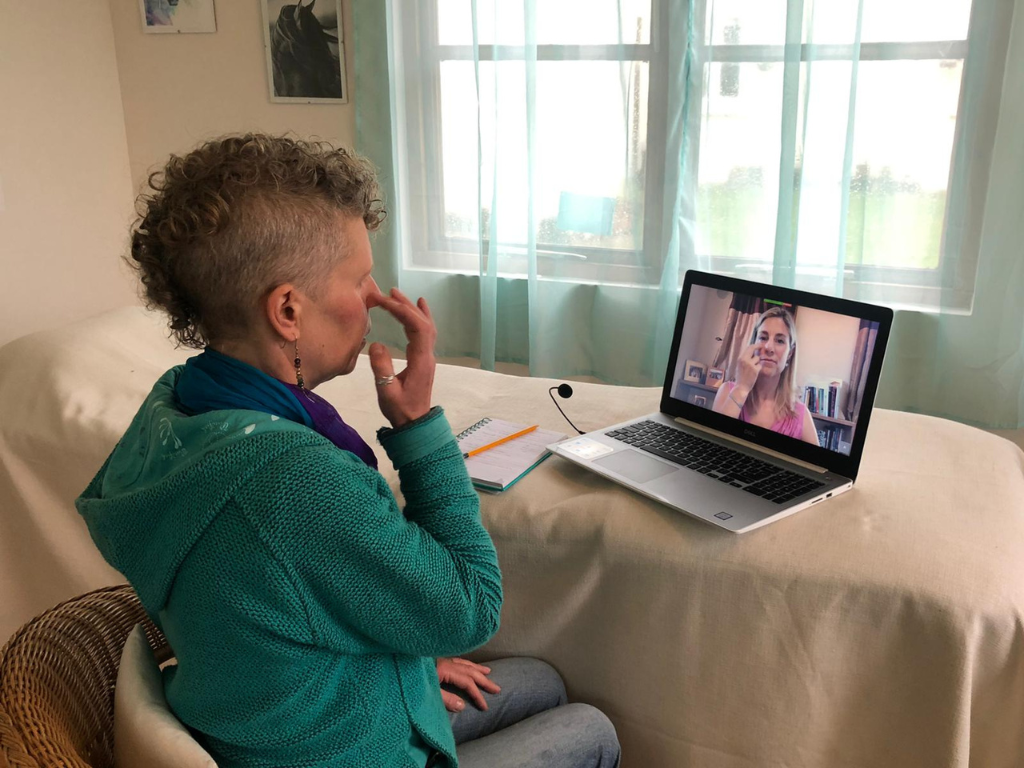 Robyn Harris using EFT during an online session 